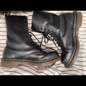 Dr. Marten’s 1490 vintage